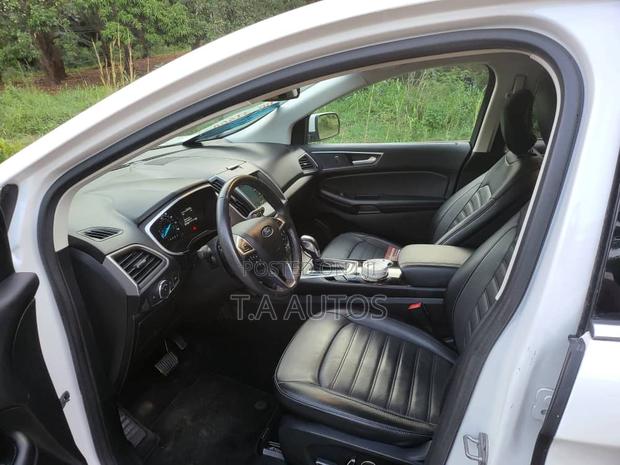 Ford Edge SE AWD 2019 White · Photo 5