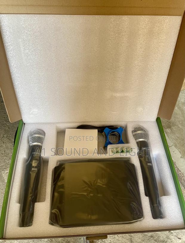 Shure Glxd4 Wireless Microphone System · Photo 3