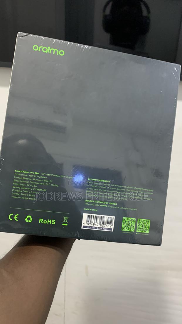 Oraimo Smart Clipper Pro Max Professional Hair Clipper · Photo 3
