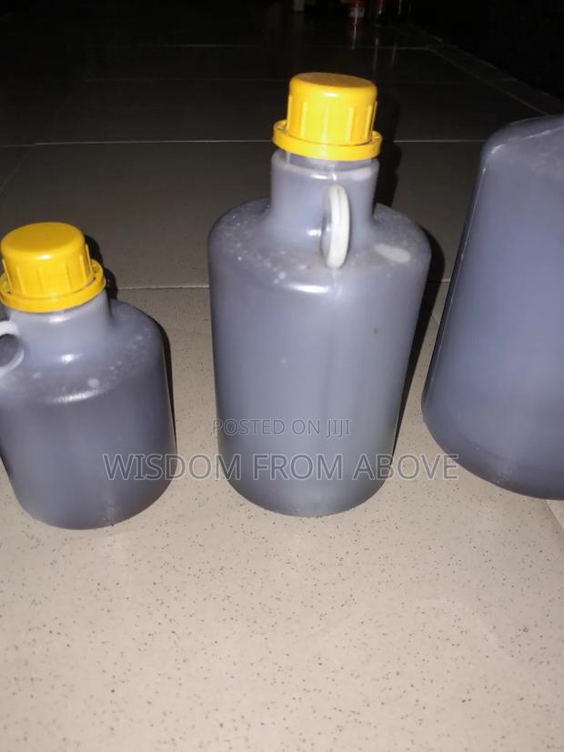 Bees Honey From Kwahu Aframplace It's Forest Honey · Photo 1