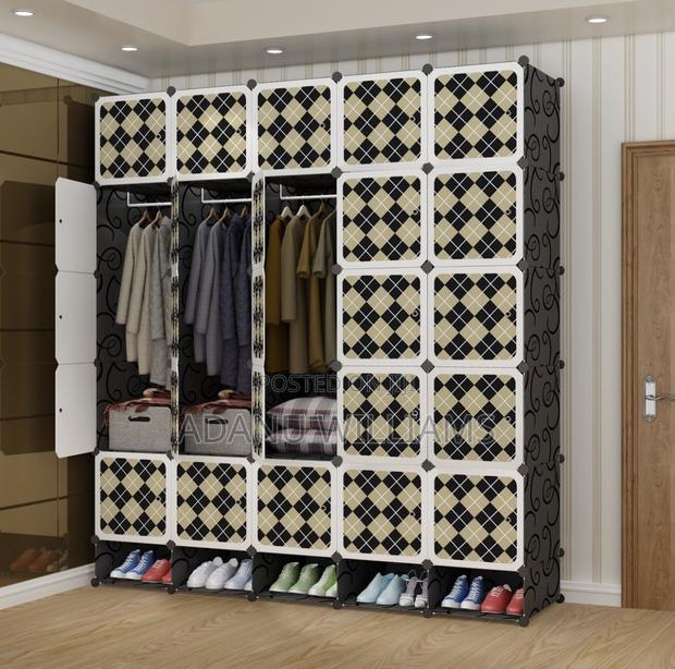 Large Capacity Plastic Wardrobe 25 Cubes + Shoe Rack