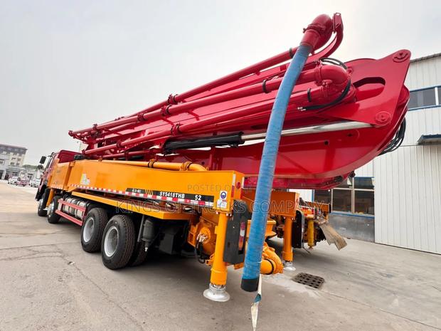 Import Concrete Boom Pumps From China · Photo 3