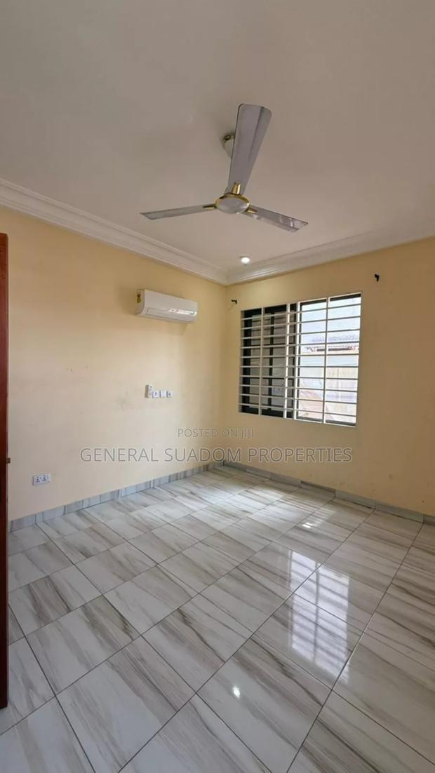 3bdrm Apartment in Suadom Properties, Baatsona Total for rent · Photo 2