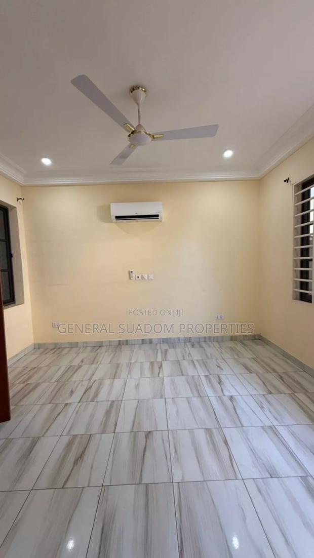 3bdrm Apartment in Suadom Properties, Baatsona Total for rent · Photo 6