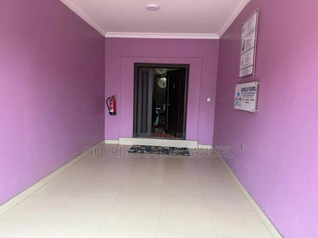 Furnished 4bdrm Duplex in Westland West Legon, Police Station for sale · Photo 4
