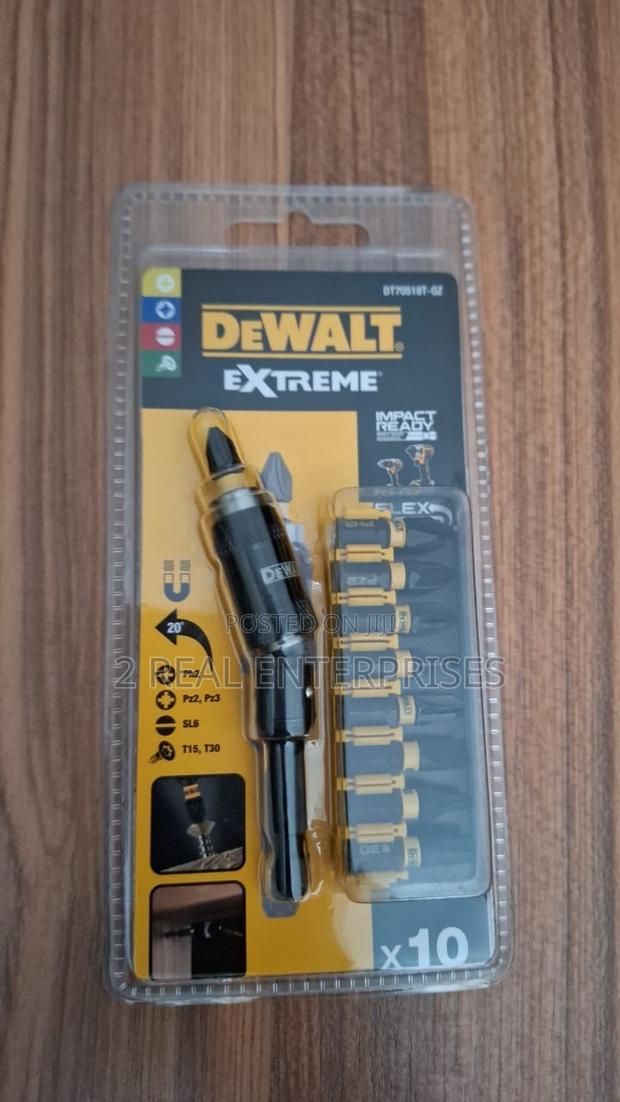 Dewalt Extreme Impact Torsion Bit Set X 10 Dt70518t-Qz · Photo 1