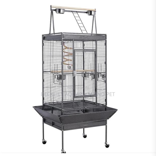 Spacious Long Parrot Cage · Photo 4