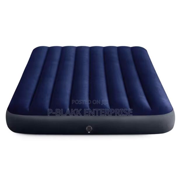 Inflatable Airbed Mattress 137cm*191cm*25cm · Photo 2