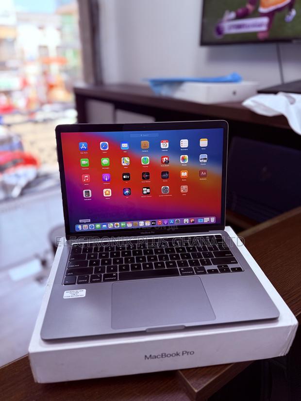 Laptop Apple MacBook Pro 2017 8GB Intel Core i5 SSD 256GB · Photo 1