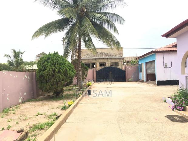 5bdrm House in Sam Properties, Weija for sale · Photo 1