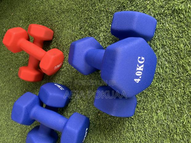 Dumbells 4kg · Photo 1