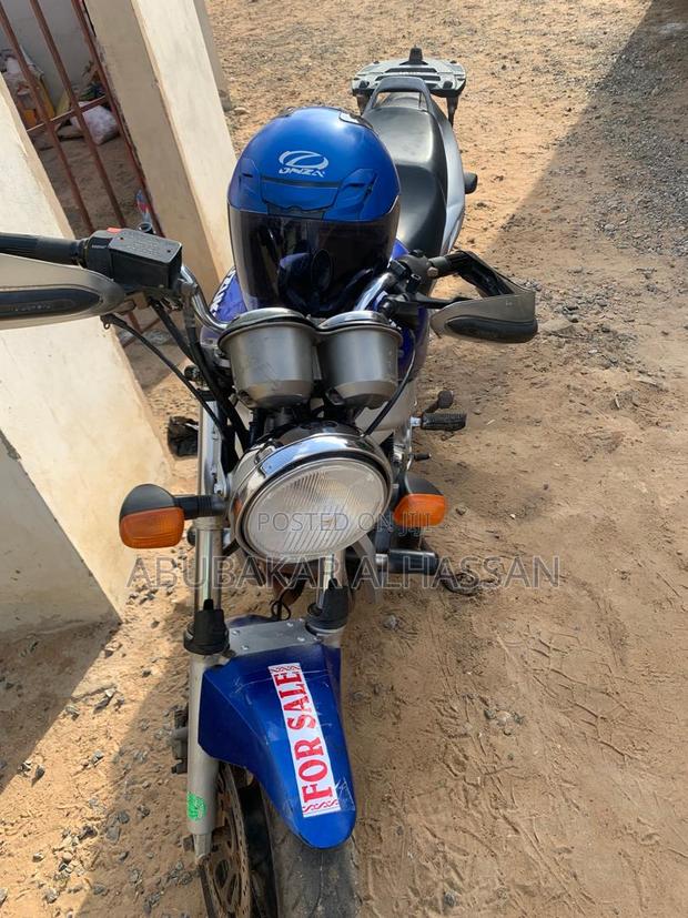 Suzuki GSR 2022 Blue · Photo 5