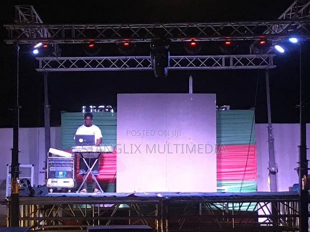 Stages, Led Screen , Trusses · Photo 2