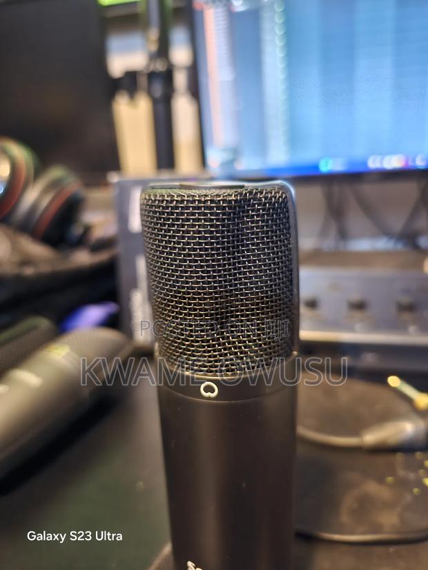 Focusrite Studio Microphone 3rd Gen. · Photo 2