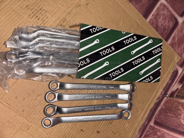 10/11mm Ring Spanner. · Photo 1