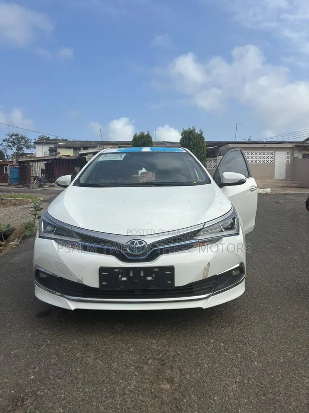 Toyota Corolla 2020 White · Photo 1