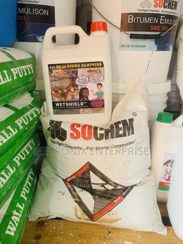 Damproof Coating,(Wetshield Superflex) · Photo 4