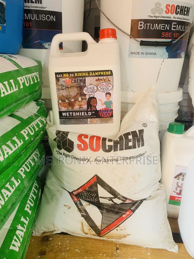 Damproof Coating,(Wetshield Superflex) · Photo 3