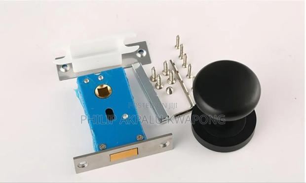 Modern Invisible Bathroom Lock · Photo 3