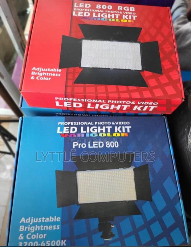 Professional Led 800 Light · Photo 1