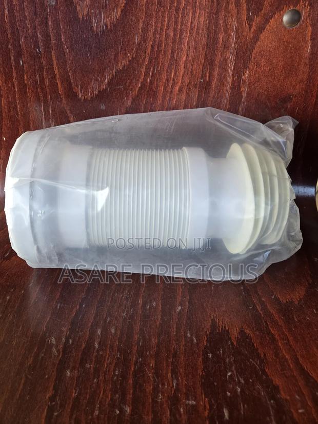 Wc Adapter · Photo 3