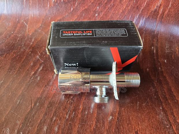 Angle Valves · Photo 1