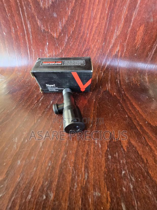 Angle Valve Black · Photo 1
