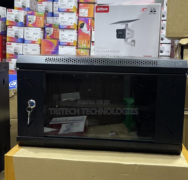 Hikview 6u Cabinet 530x400x200 Complete With Fan Tral ++ Pdu · Photo 1