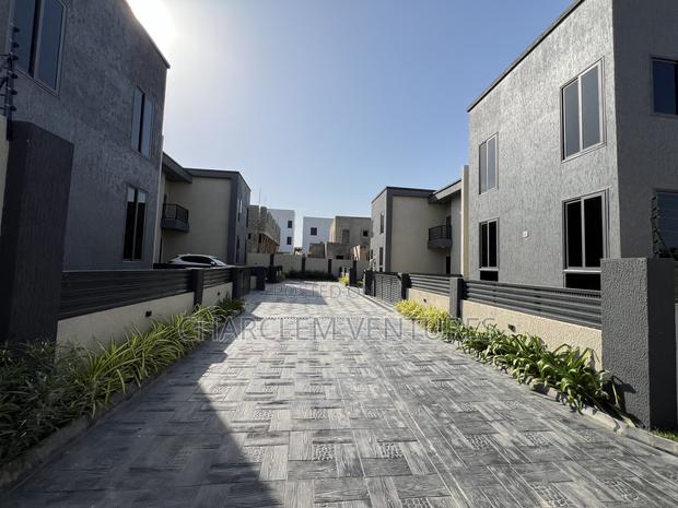 3bdrm Townhouse/Terrace in Charclem Ventures, Ashaley Botwe for sale · Photo 2