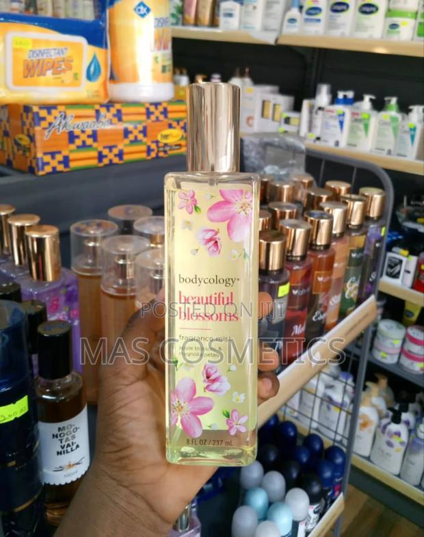 Beautiful Blossoms Bodycology for Women · Photo 3