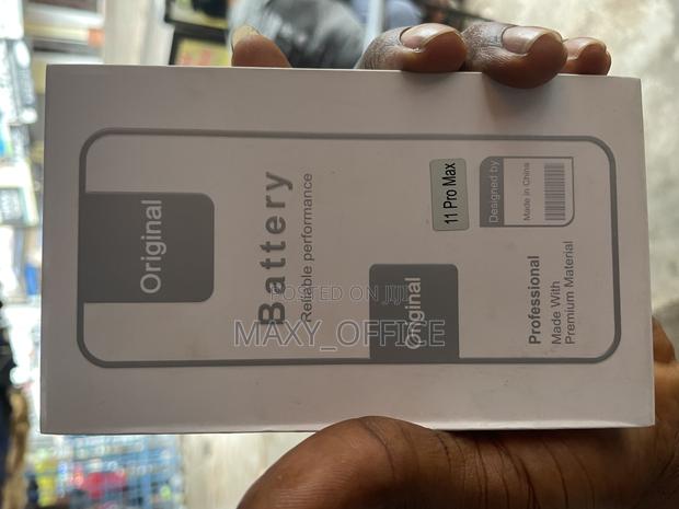 iPhone 11 Pro Max Original Battery · Photo 2