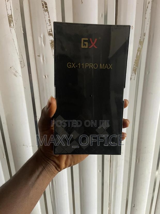 iPhone 11 Pro Max Original Screen Replacement · Photo 1