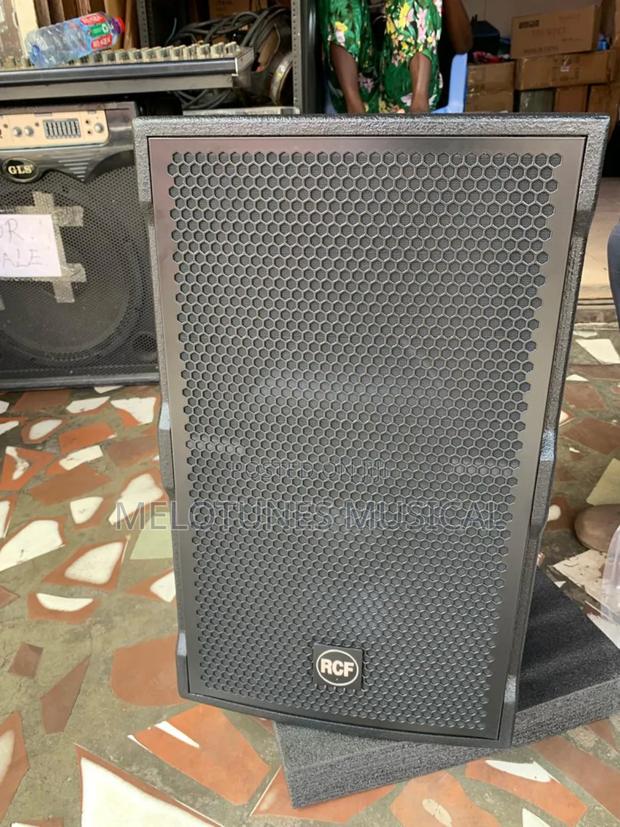RCF Tt12mp 12-Inch Active Monitor Speakers (1pair) · Photo 1