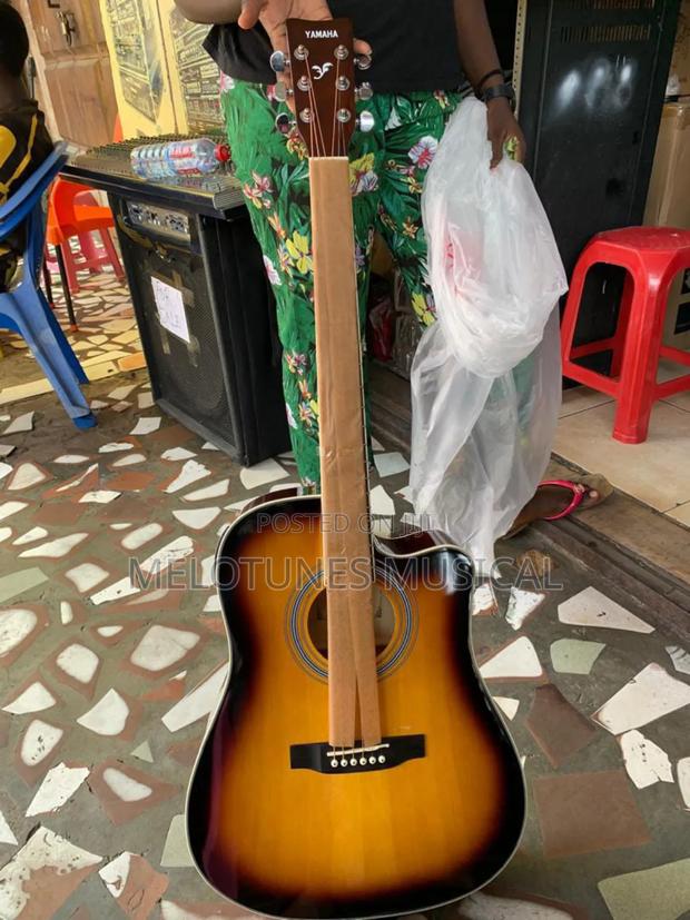 Yamaha F6000eq Semi-Acoustic Guitar · Photo 1