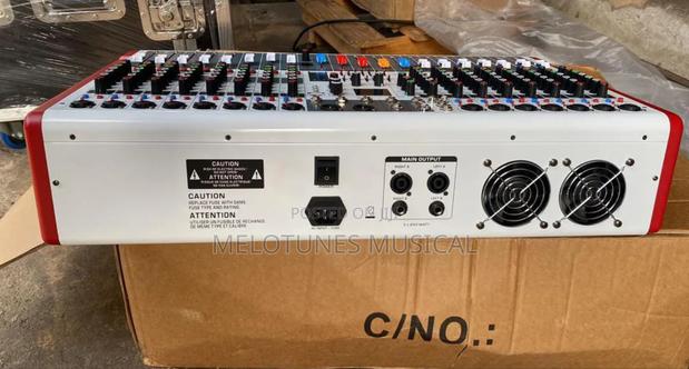 Yamaha Qr-16 16channel Powered Mixer · Photo 2
