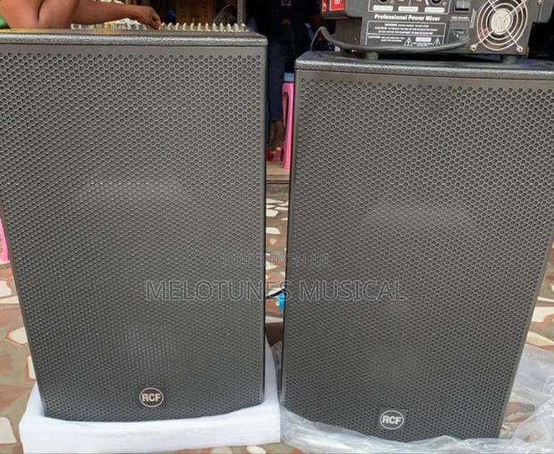 RCF 15inches Stage/Active Monitor Speakers · Photo 3