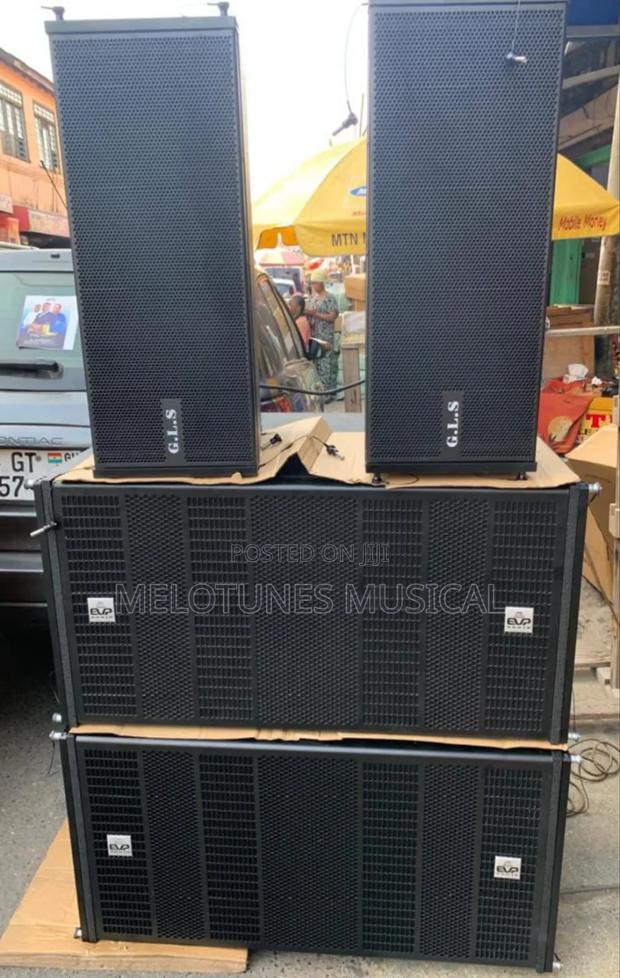Evp and GLS Line Array With Bass Speakers · Photo 1