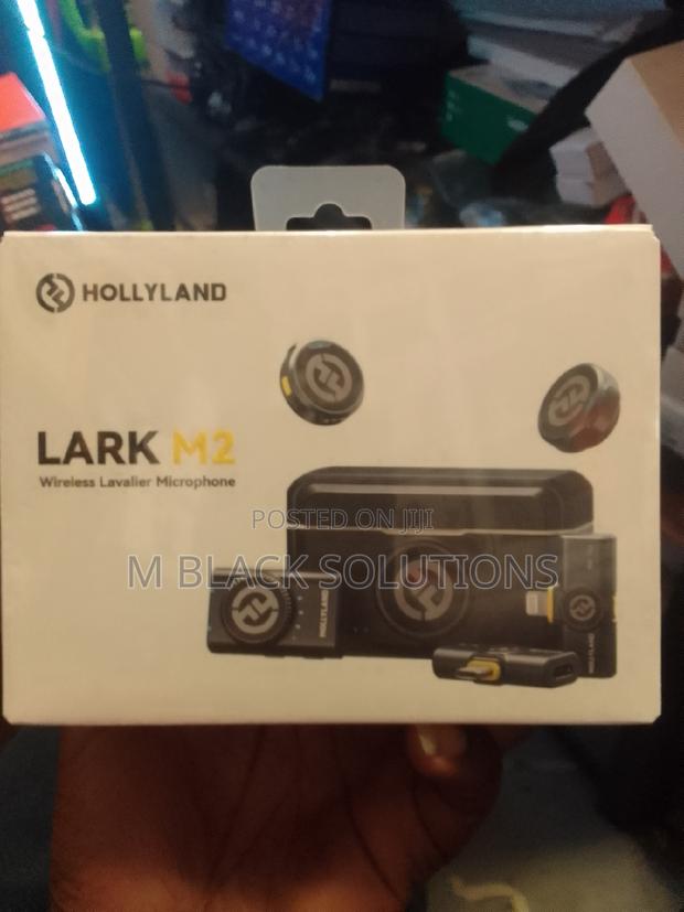 Hollyland Lark M2 Wireless Lavalier Microphone · Photo 2