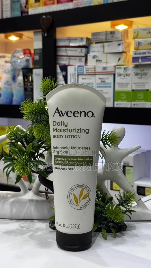 Aveeno Moisturizing Lotion · Photo 1
