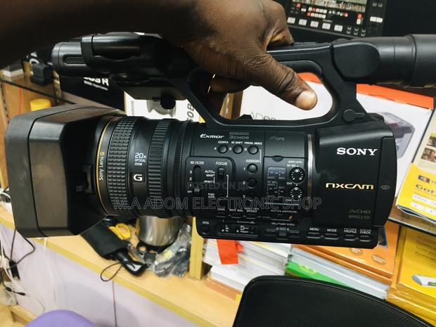 Sony Video Camera With Bag It Accessories · Photo 1