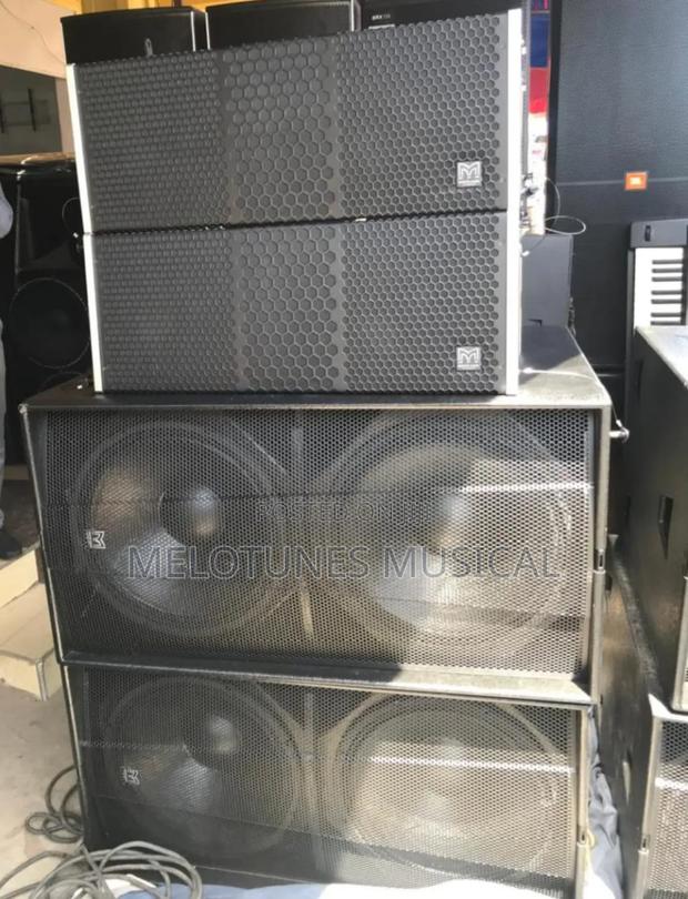 Martins Audio Arrays With Sub and Amplifier Rack Set · Photo 1