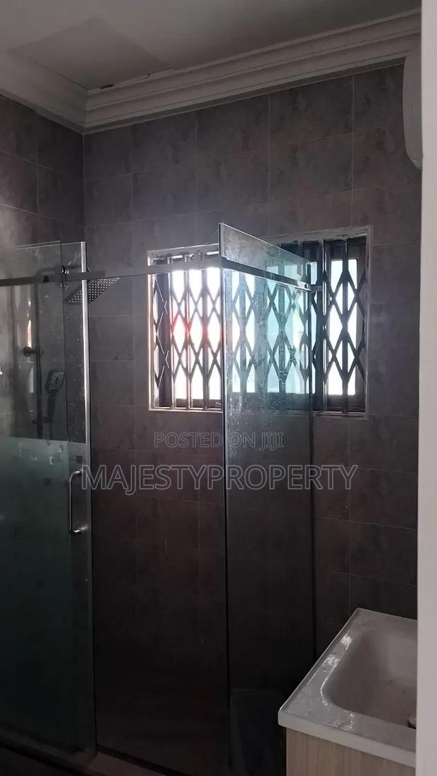Newly Built 2bedrooms Self-Compound for Rent at Spintex · Photo 4