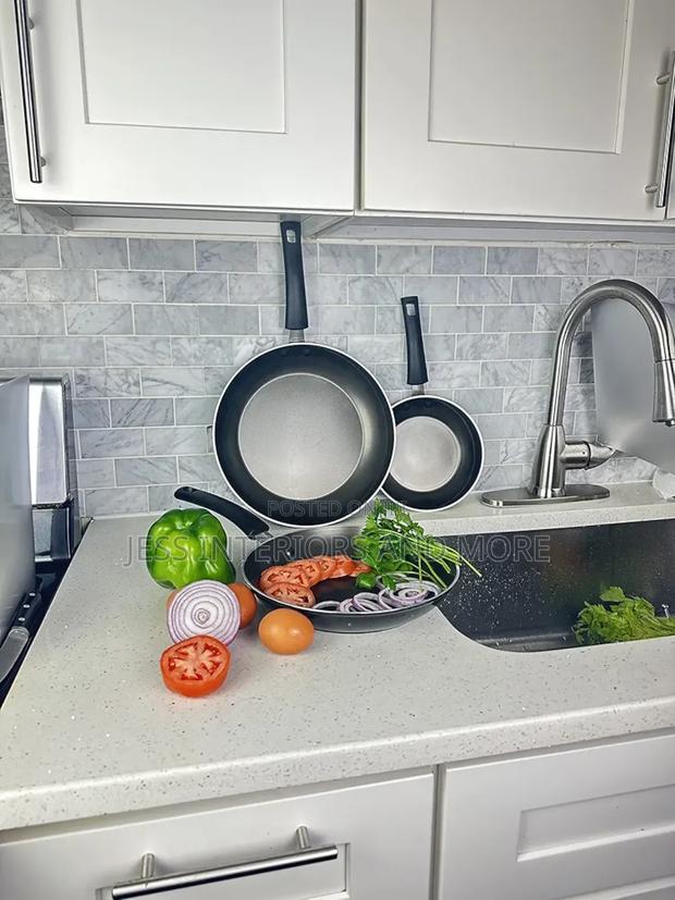 Berkley Jensen 3-Piece Frying Pan · Photo 3