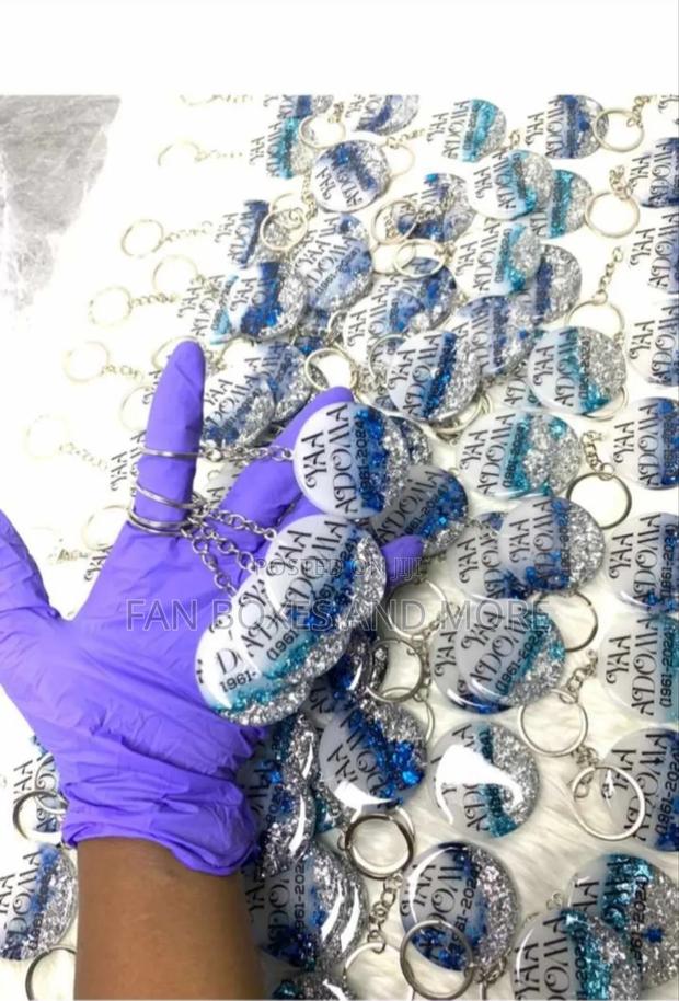 Resin Keyholders · Photo 6