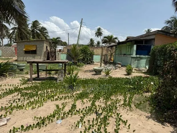 2 Plot Beach Front for Sale at Kokrobitey · Photo 1