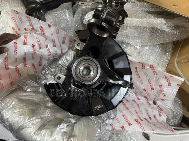 Honda Accord 2017,2018,2019,2020-2022 Front Hub · Photo 1