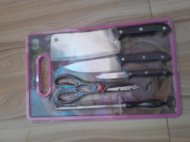 Chopping Board With Knife Set · Photo 1