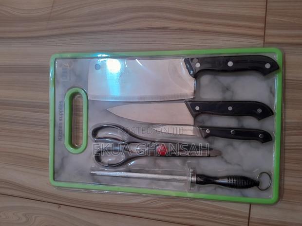 Chopping Board With Knife Set · Photo 2
