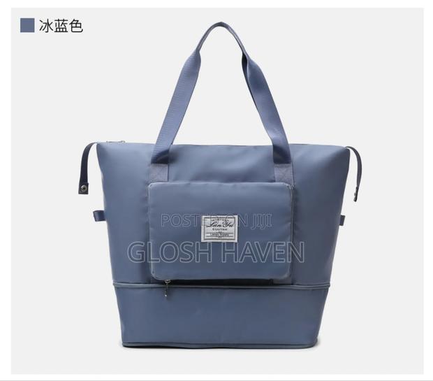 Waterproof Travelling Bag · Photo 2