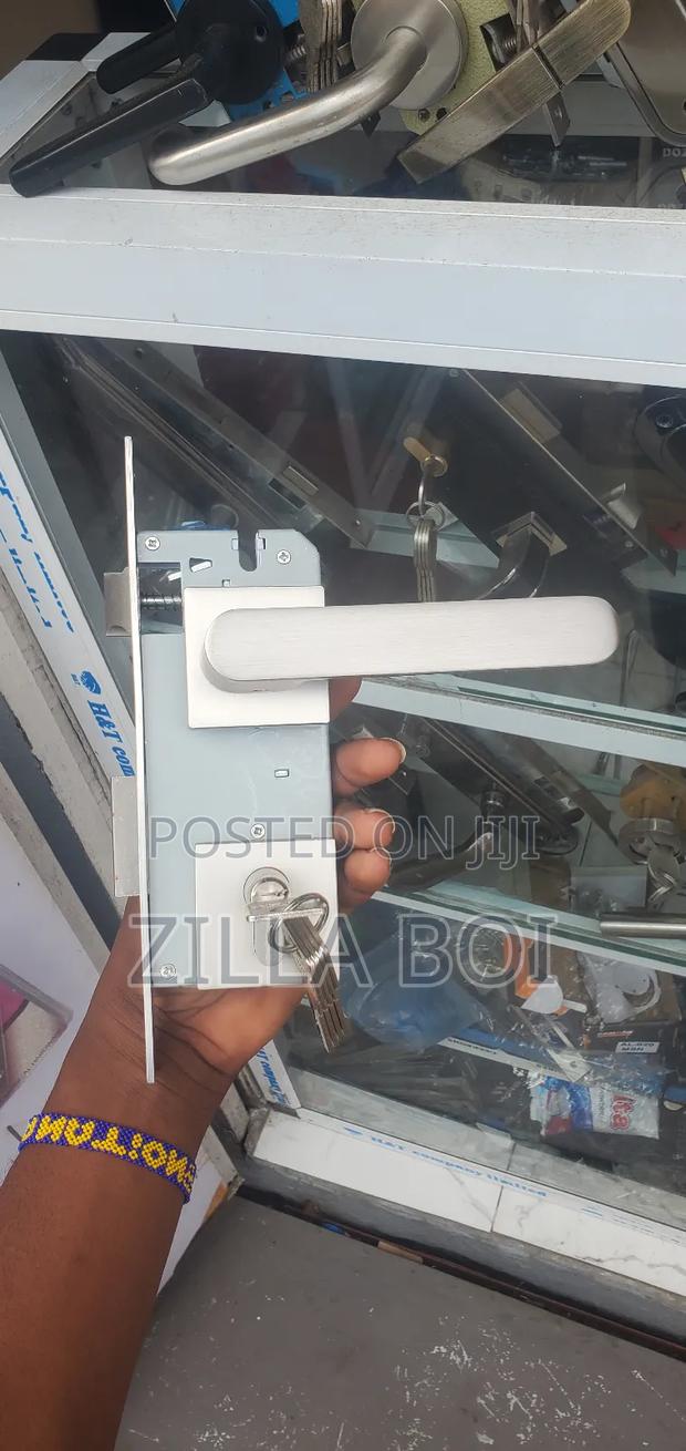 Stainless Steel Lock Heavy · Photo 2